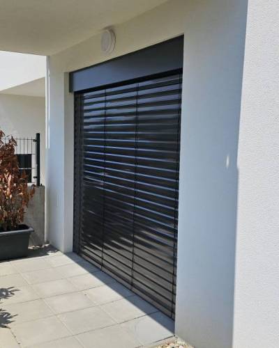 Efektívne tienenie pomocou žalúzií